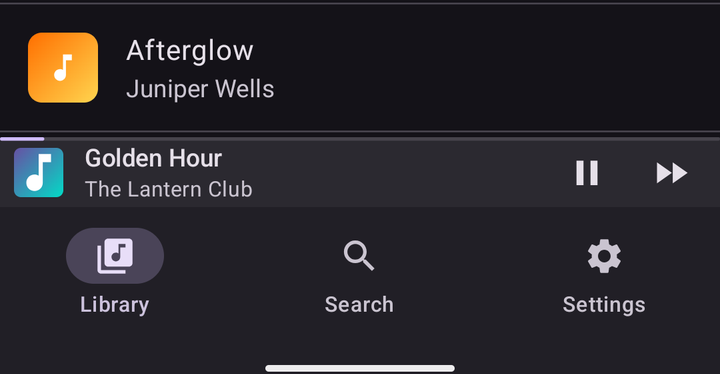 Compact style in dark mode: a 40 dp edge-to-edge bar with small artwork flush with the navigation bar